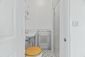 En-Suite- click for photo gallery